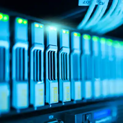 Smarte Infrastruktur-Tools: Weniger Aufwand im Netzwerkschrank Smarte Infrastruktur-Tools: Weniger Aufwand im Netzwerkschrank
