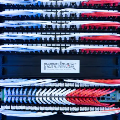 Patchbox - Strukturiertes Kabelmanagement im Netzwerkschrank